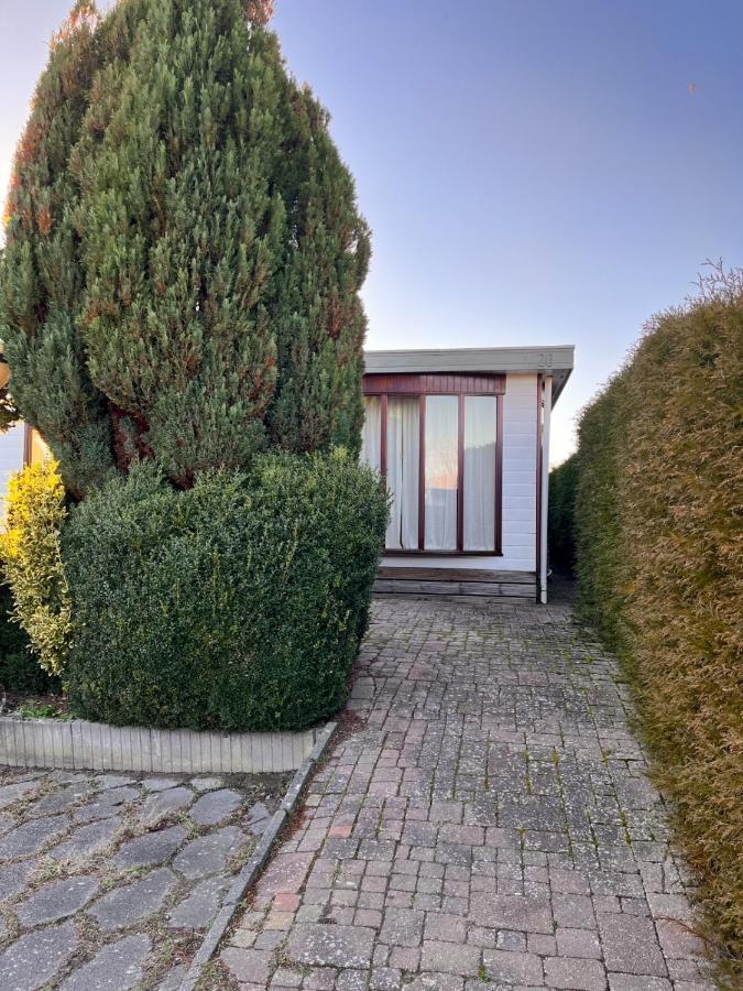 Chalet U20 Hotel Makkum Bagian luar foto