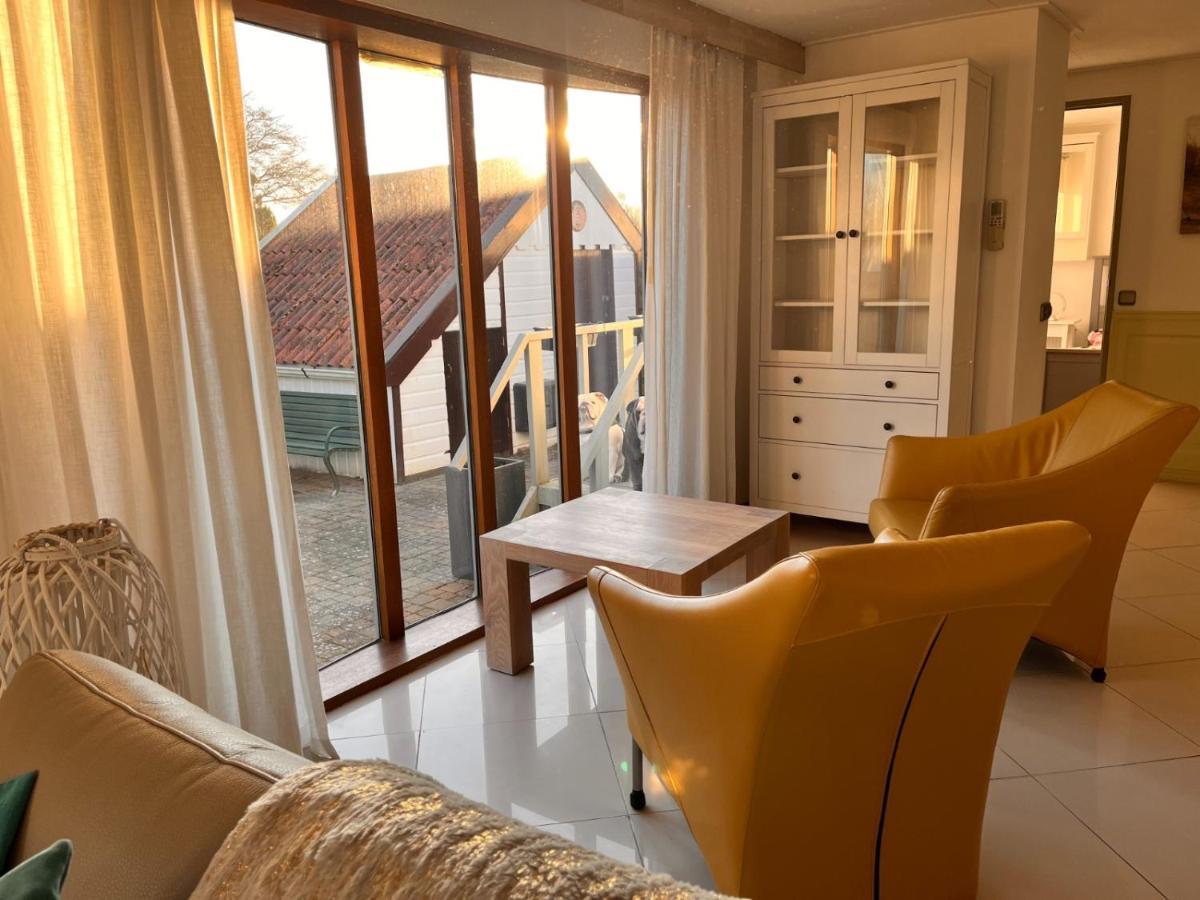 Chalet U20 Hotel Makkum Bagian luar foto